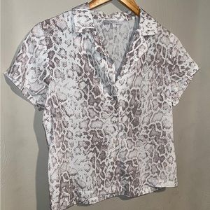 Snakeskin patterned tee